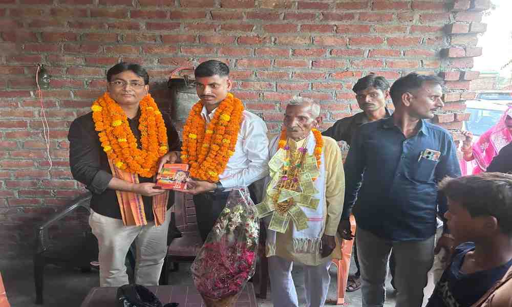 भारतीय सेना में चयन होने पर पुष्पेंद्र शर्मा का भव्य विदाई समारोह; डॉ. के.पी. गुप्ता और टीम ने दी शुभकामनाएं